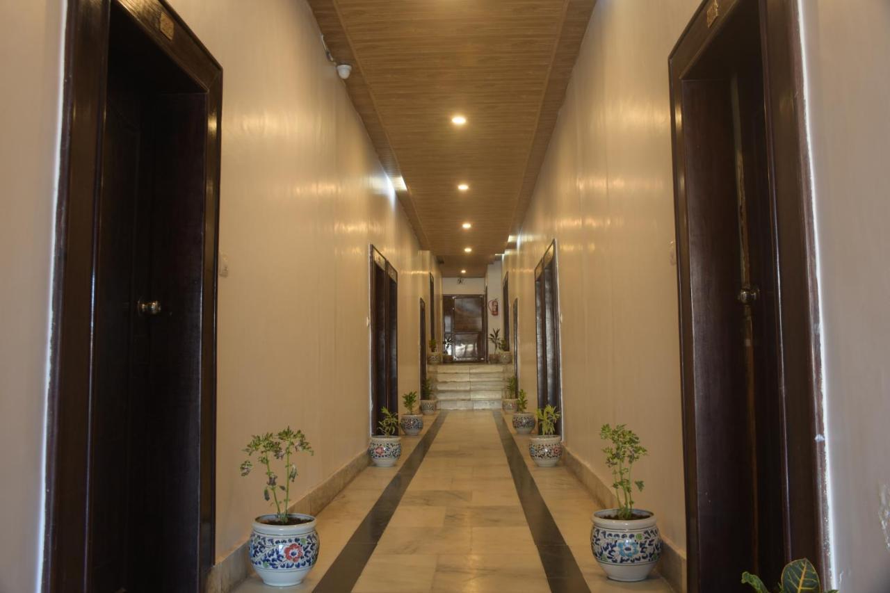 The Leef Inn 500Ms From Nakki Lake Mount Abu Eksteriør bilde