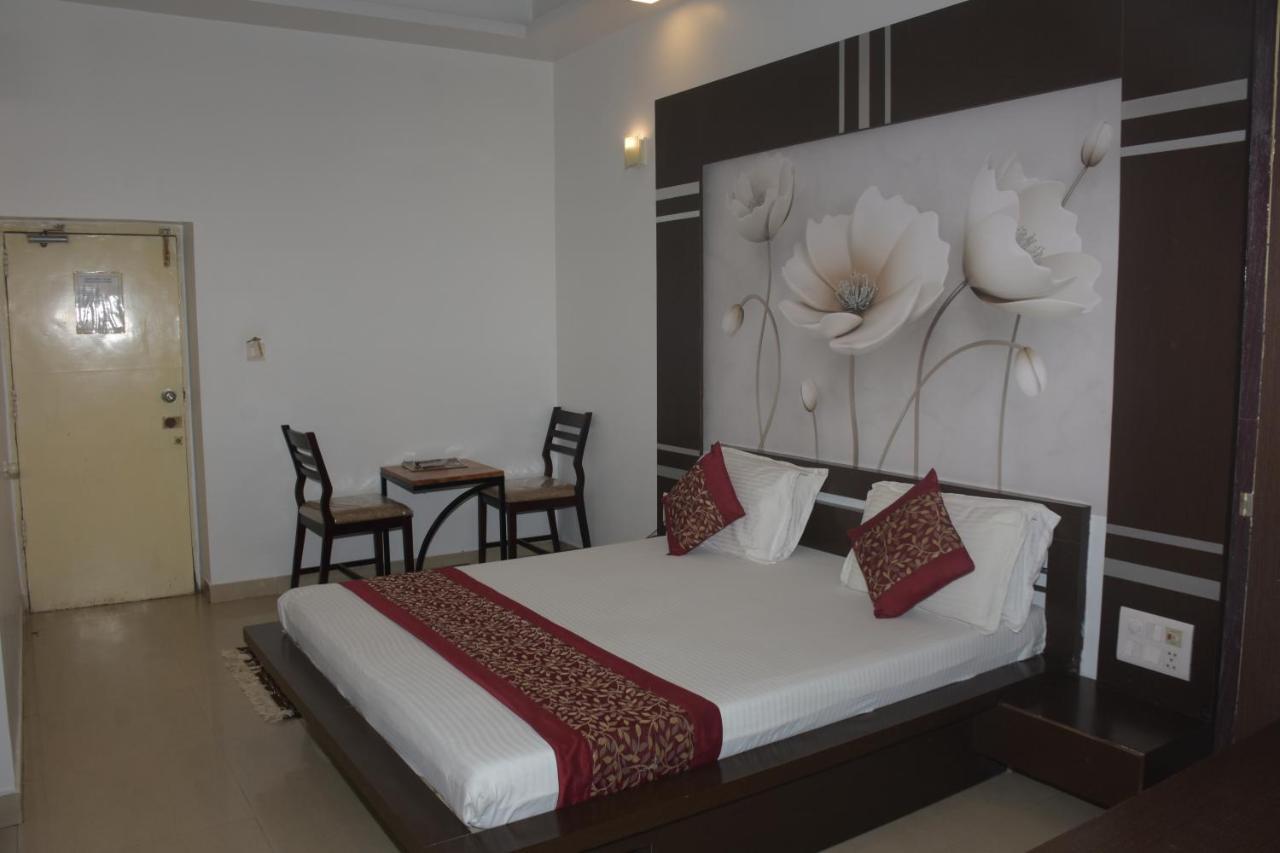 The Leef Inn 500Ms From Nakki Lake Mount Abu Eksteriør bilde